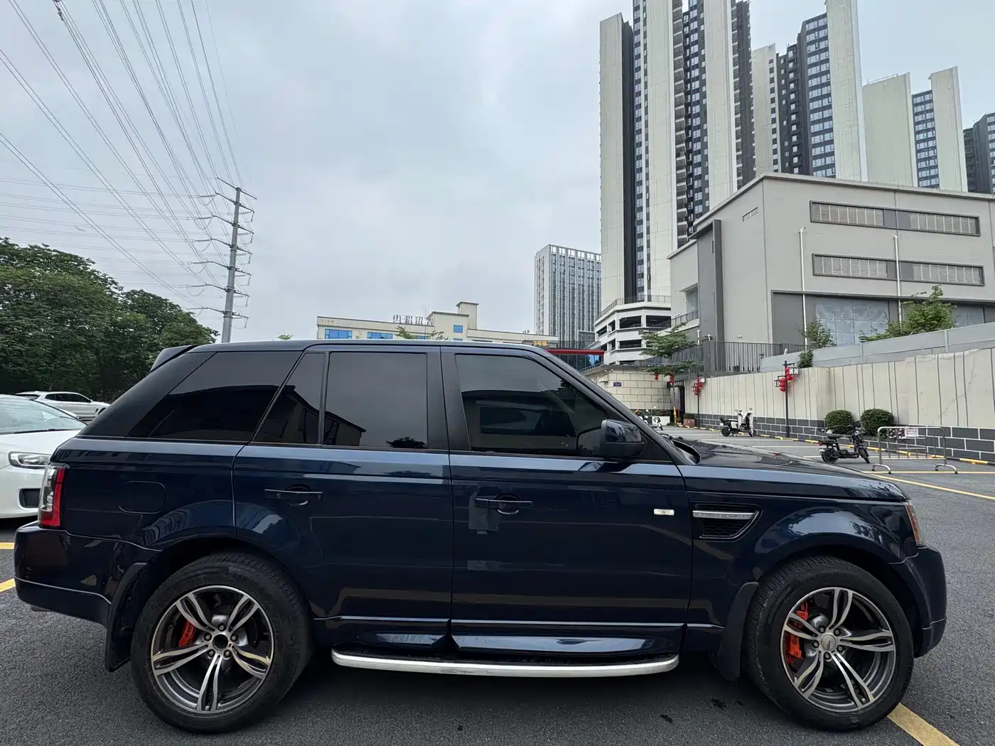 Land Rover Range Rover Sport 2012 3.0 TDV6 Ultimate Sport Edition фото 7