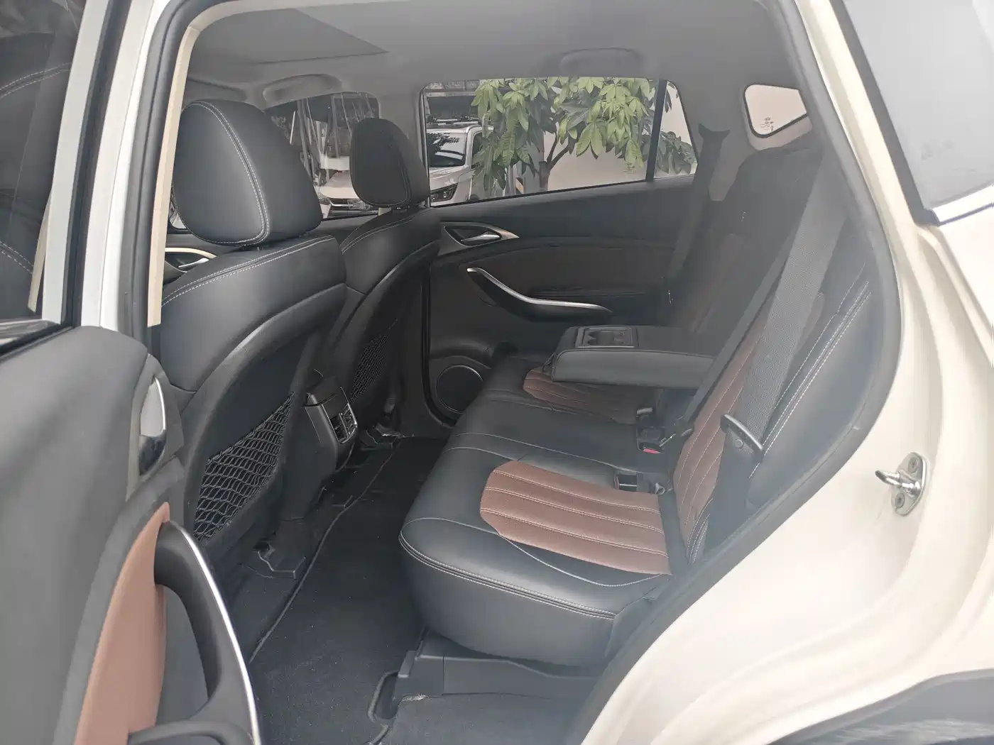 BYD Song New Energy 2017 Song DM 1.5TID Full-time 4WD Luxury фото 15