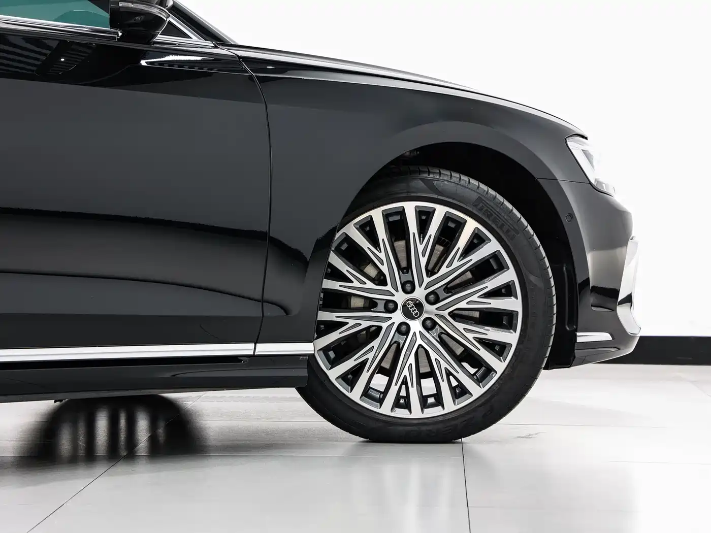 Audi A8 2024 Model A8L 50 TFSI quattro Premium Selection фото 24