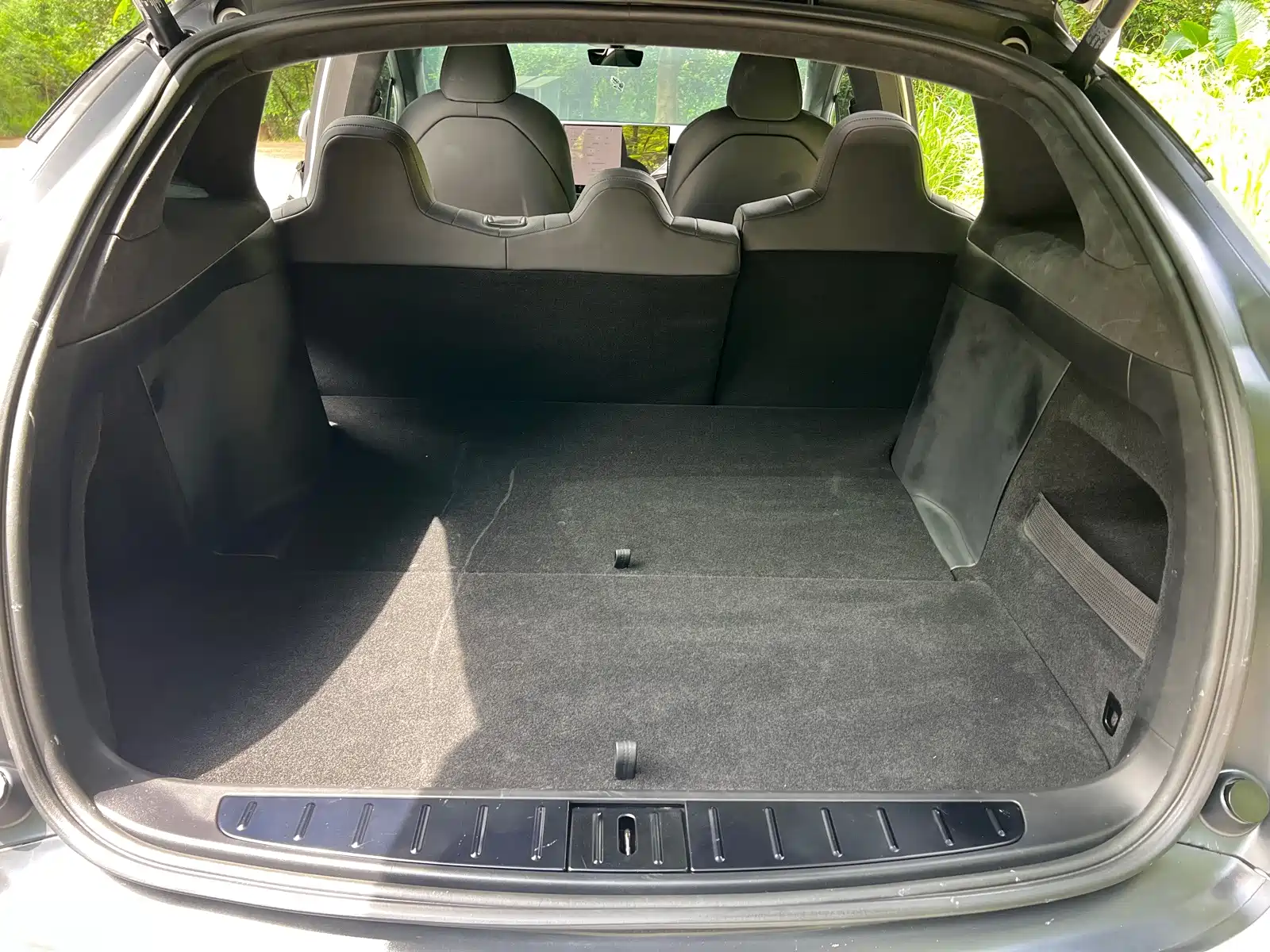 Фото 19 - Tesla Model X