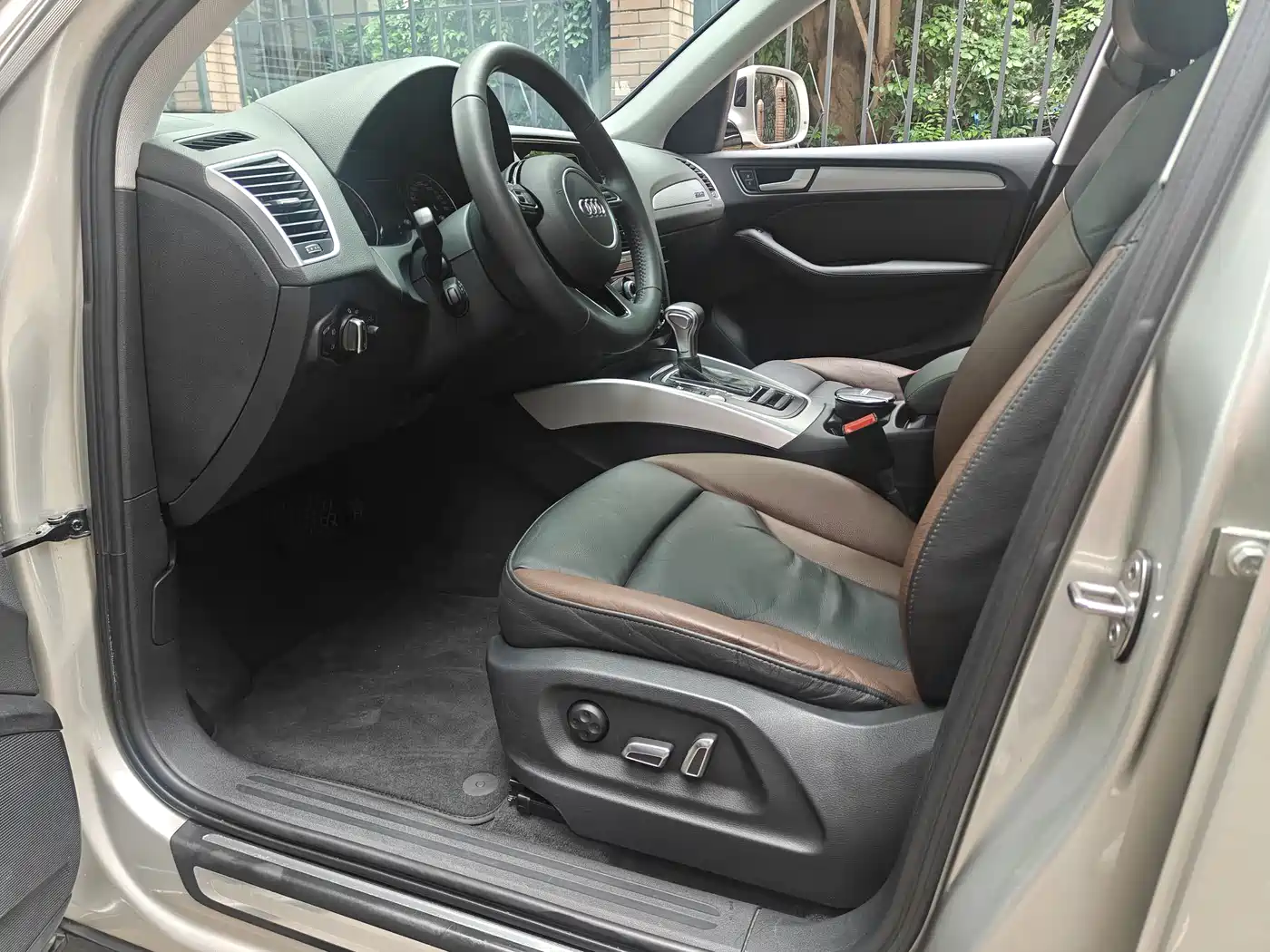 Audi Q5 2017 Plus 40 TFSI Technology фото 10