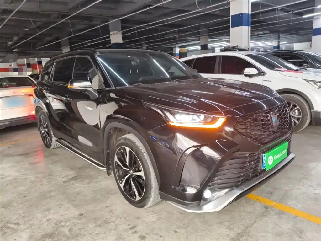 Toyota Crown Kluger 2022 2.5L HEV 4WD Premium Edition фото 4