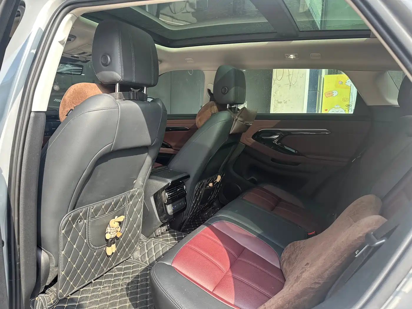 Land Rover Range Rover Evoque 2023 Range Rover Evoque L 249PS Luxury Edition фото 5