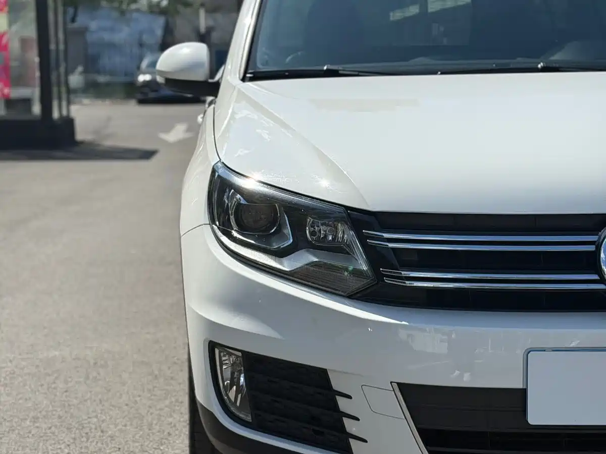 Volkswagen Tiguan 2016 Model 300TSI Automatic 4WD Luxury Edition фото 4