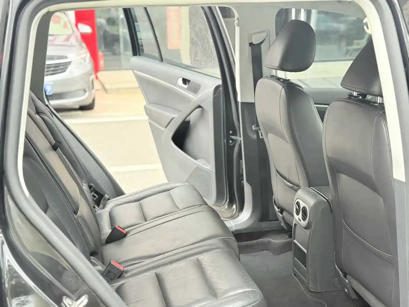 Volkswagen Tiguan 2013 1.8TSI Auto 2WD Comfort Edition фото 10