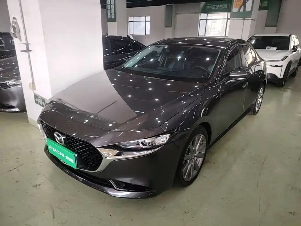 Mazda Mazda3 Axela 2023 — пригон из Китая