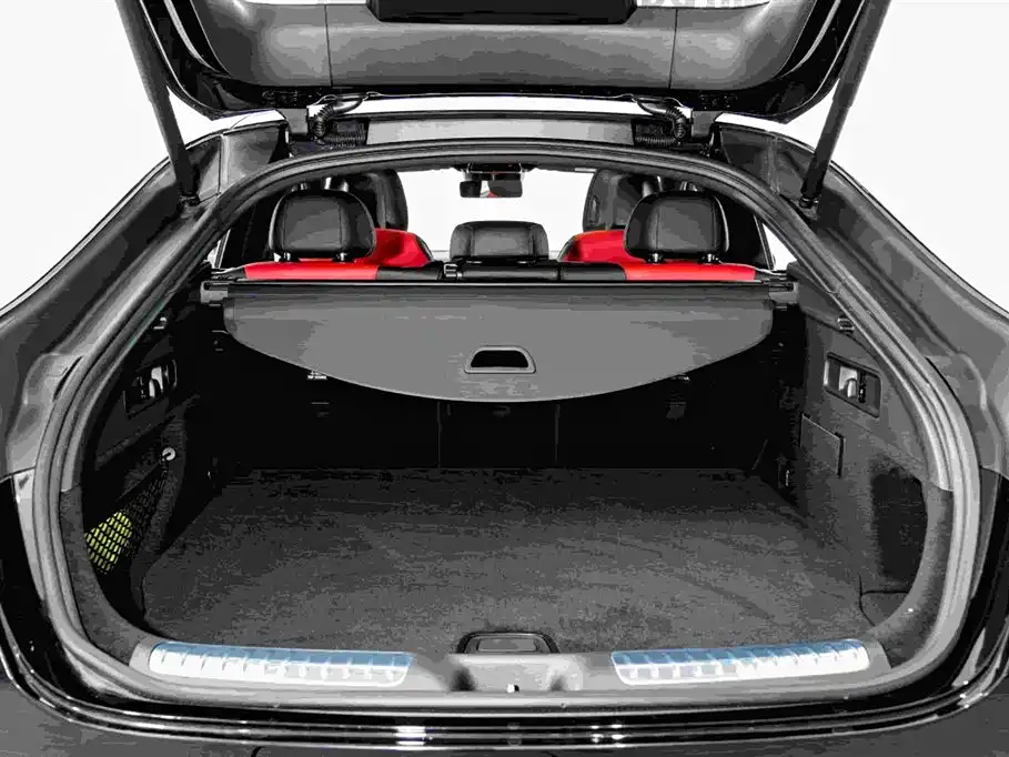 Mercedes-Benz GLC Coupe 2025 Facelift GLC 260 4MATIC Coupe SUV фото 22