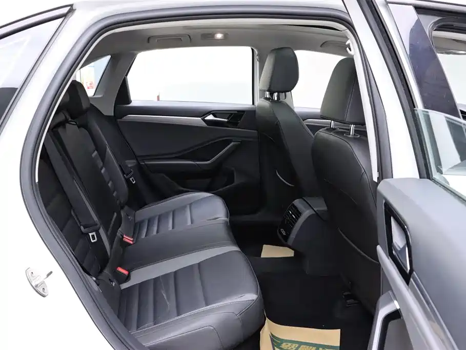 Volkswagen Sagitar 2021 280TSI DSG Comfort Smart Connect Edition фото 16
