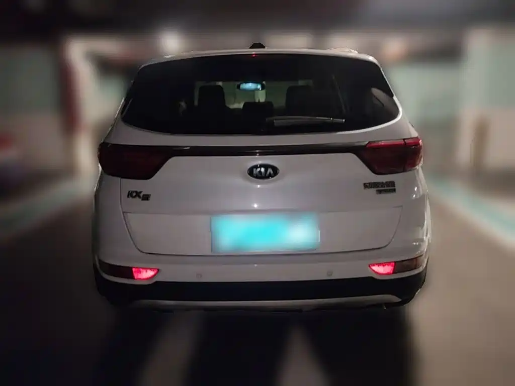 Photo 10 - Kia KX5