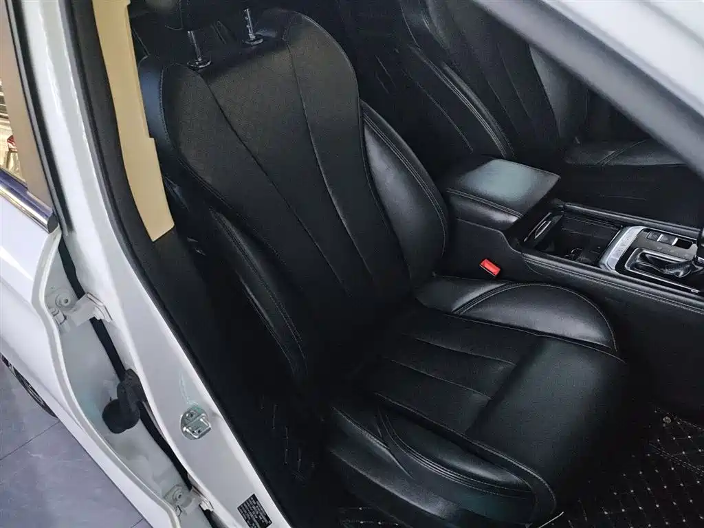 Jetour X90 2019 2019 1.5T Auto Smart 7-seater China V