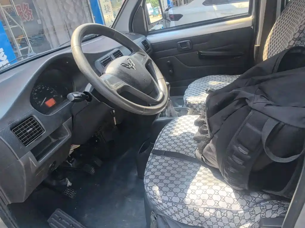 Wuling Motors Wuling Rongguang Mini Truck 2019 2020 1.5L Basic Model China VI Double Row L3C