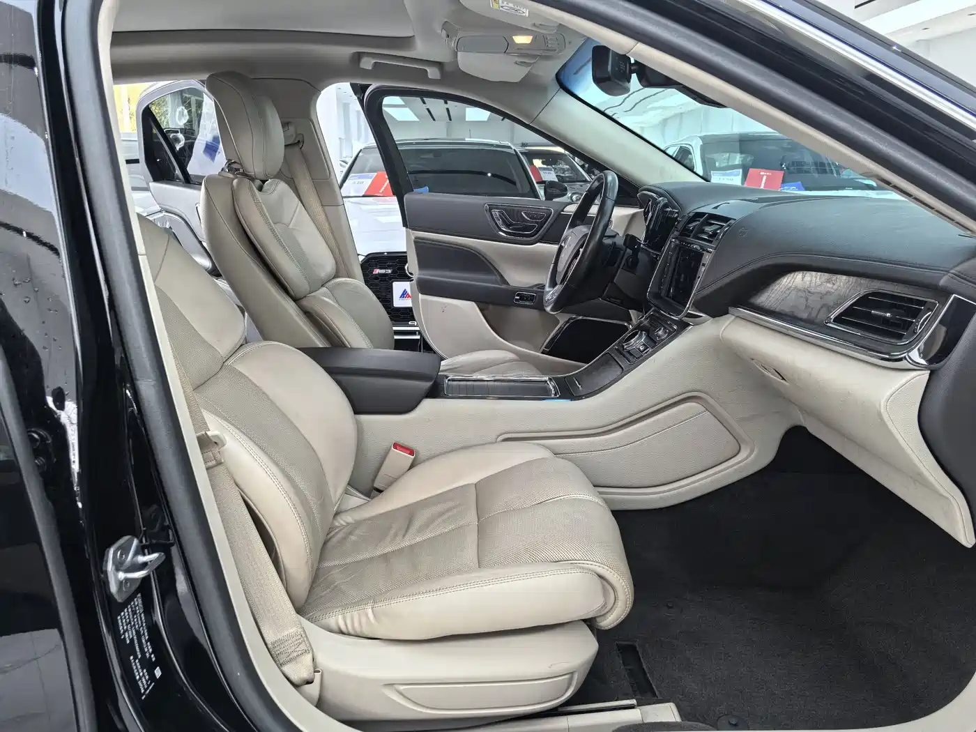 Lincoln Continental 2018 2017 2.0T 2WD Premium Edition
