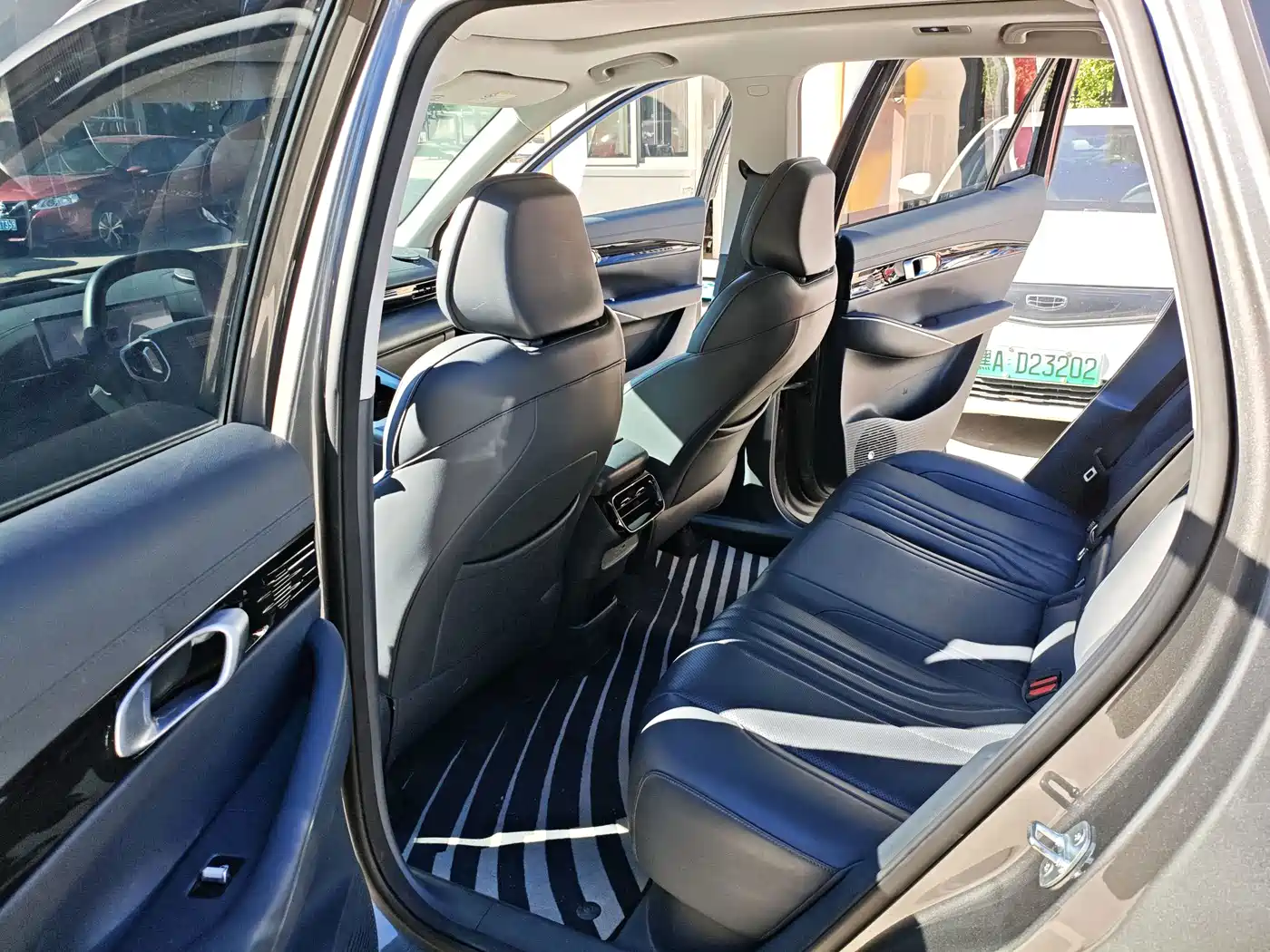 Photo 7 - Geely Galaxy Galaxy E5