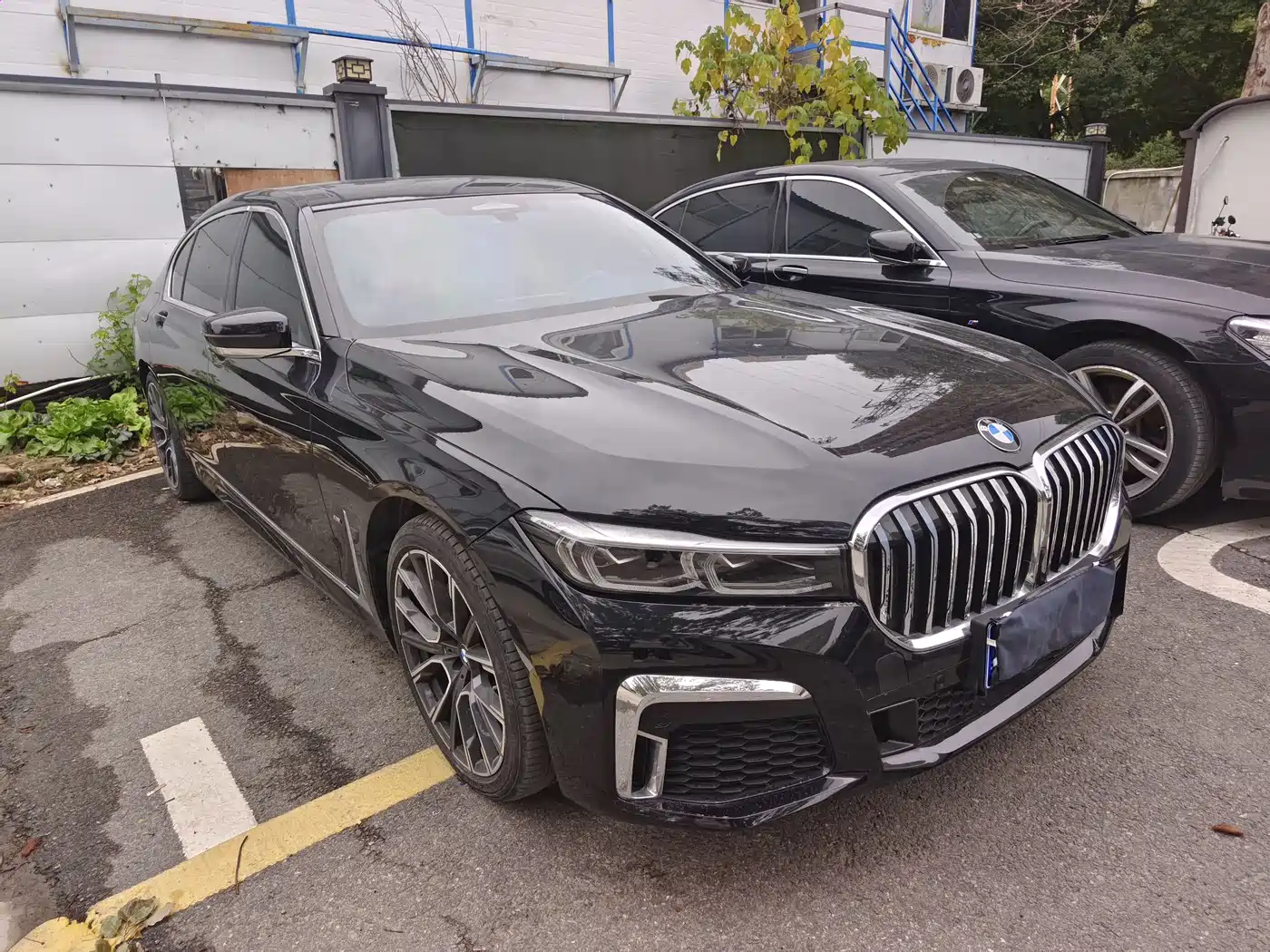 BMW 7 Series 2019 740Li Leading M Sport Package фото 3