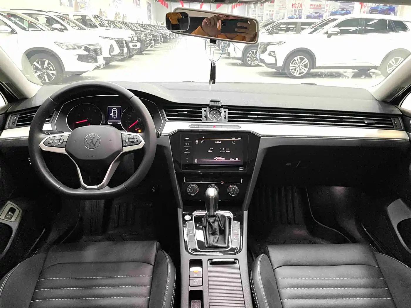 Volkswagen Magotan 2020 280TSI DSG Comfort фото 6