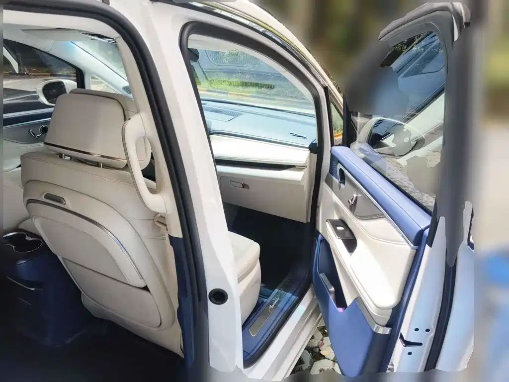 Buick GL8 New Energy, миниатюра 13