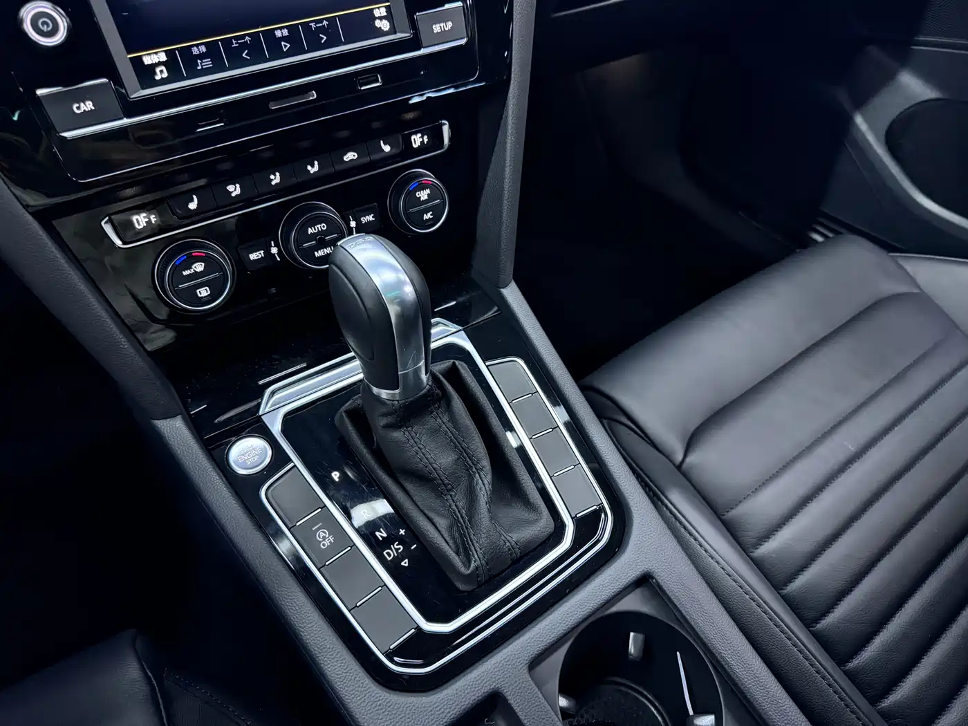 Volkswagen Magotan 2018 Facelift 380TSI DSG Luxury фото 11