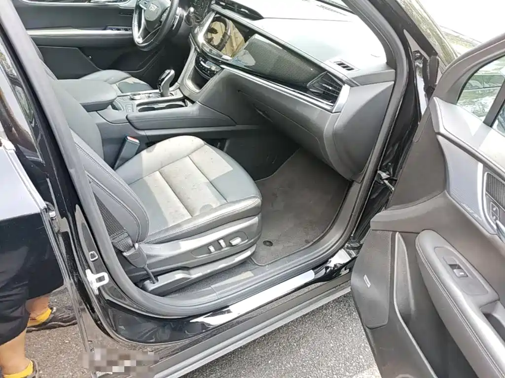 Cadillac XT6 2024 2025 2.0T 6-Seater AWD Executive Black Label Edition