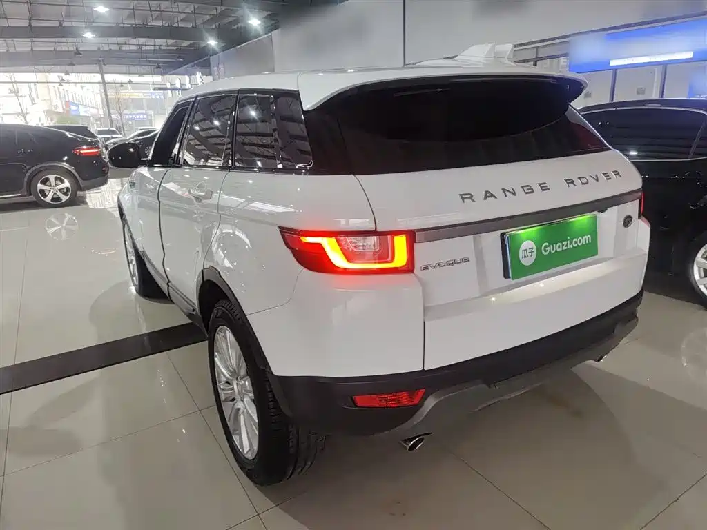 Land Rover Range Rover Evoque 2018 240PS SE Smart Edition фото 23