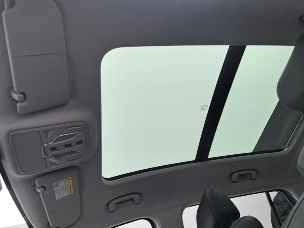 Roewe RX5 MAX 2021 2021 Supreme Series 300TGI Auto Smart Cabin Edition