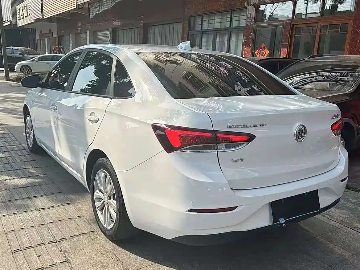 Buick Excelle 2021 1.3T Auto Mild Hybrid Elite фото 4