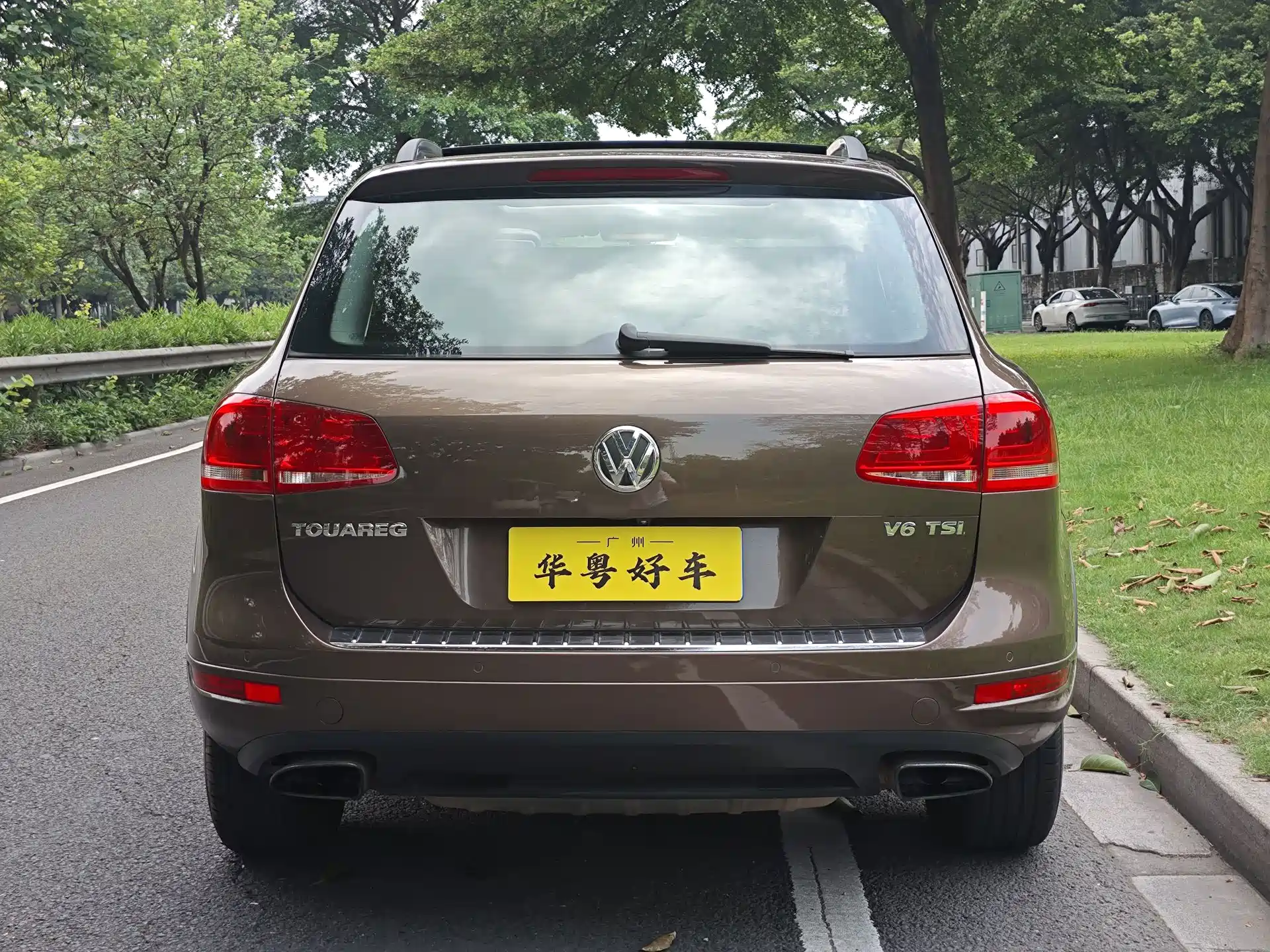 صورة 3 - Volkswagen Touareg