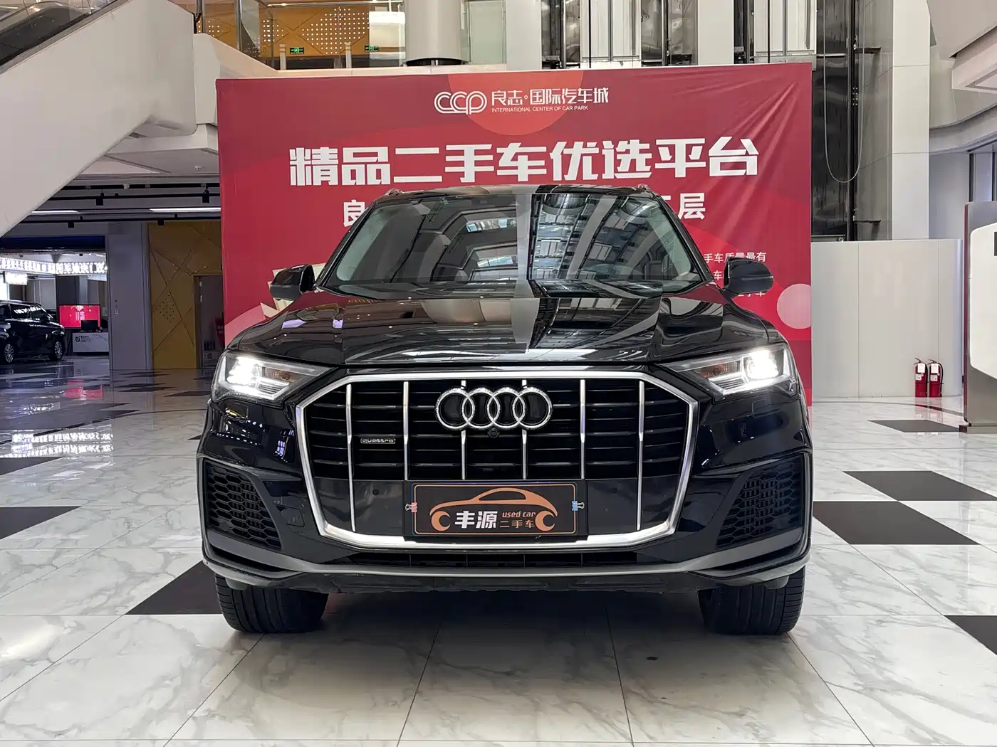 AUDI Q7
