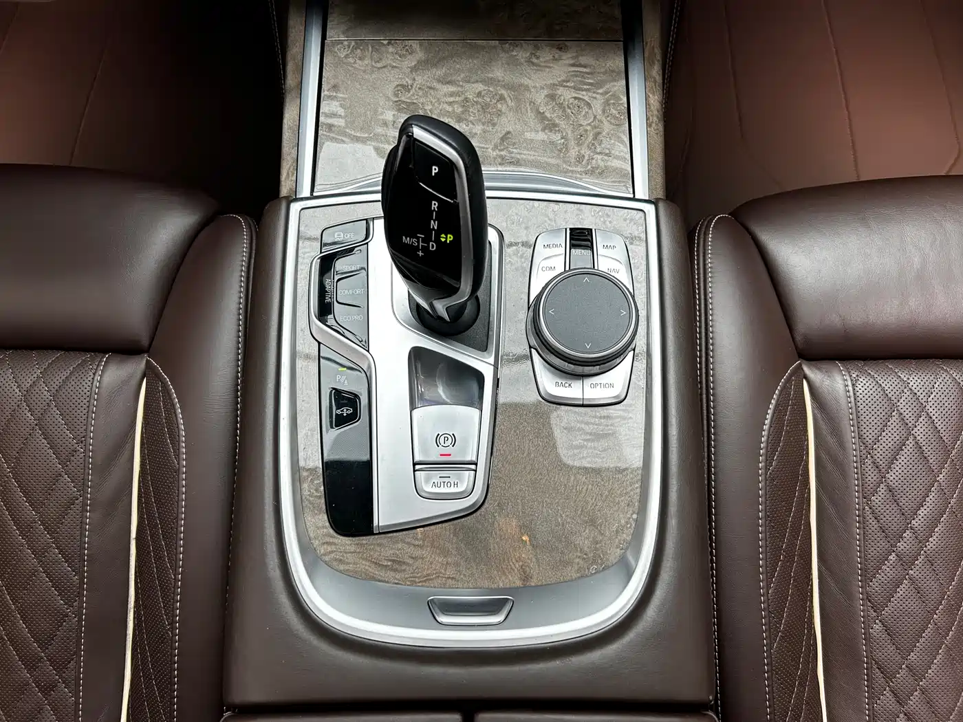 BMW 7 Series 2019 740Li Leading Luxury Package фото 17