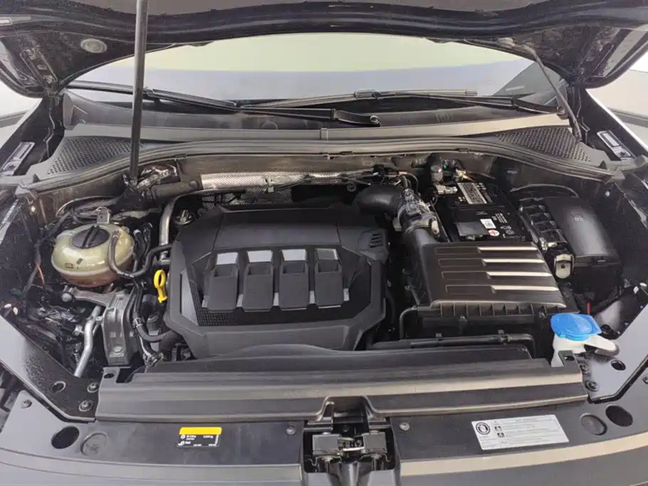 Volkswagen Tiguan L 2022 330TSI Auto 2WD R-Line Premium Edition фото 10