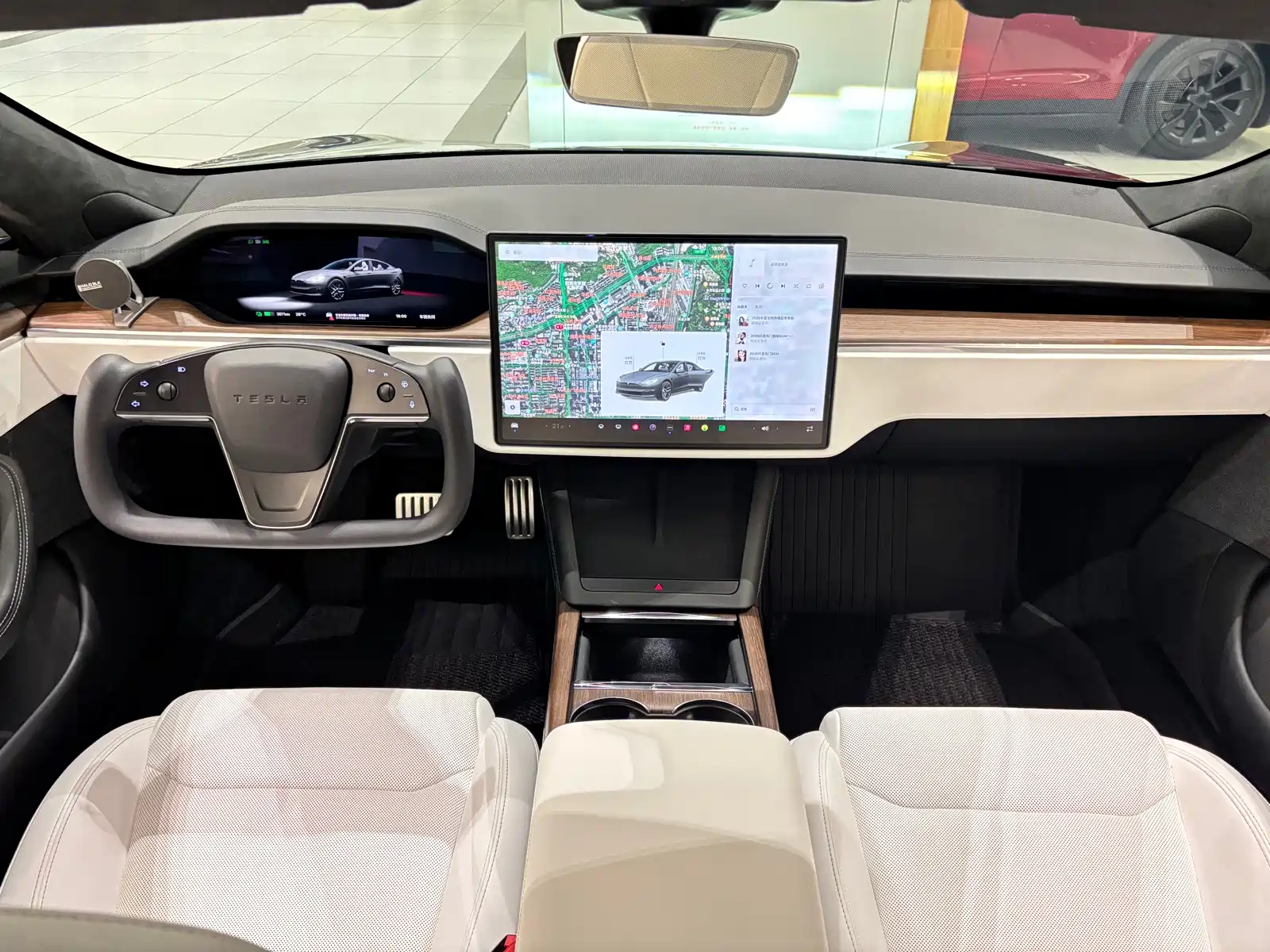 Фото 12 - Tesla Model S