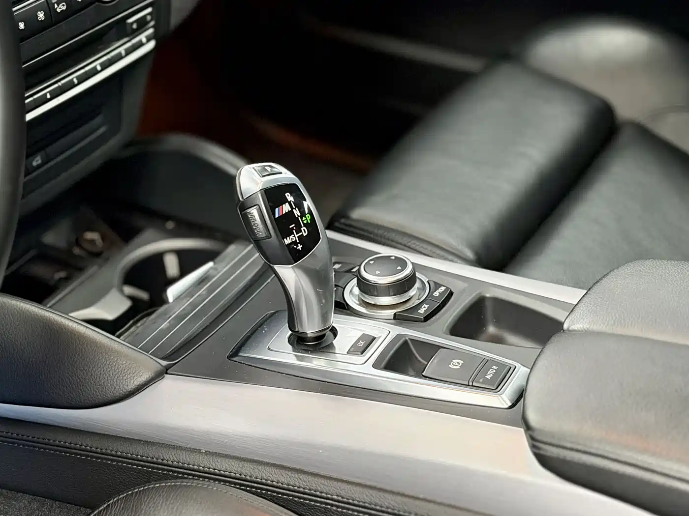 BMW X5 M 2010 X5 M фото 9