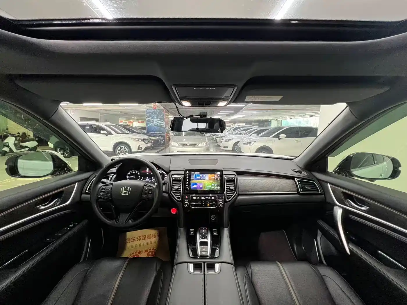 Фото 6 - Honda UR-V