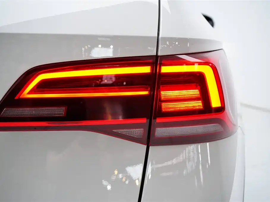 Volkswagen Tharu 2021 330TSI 4WD Luxury Plus фото 11