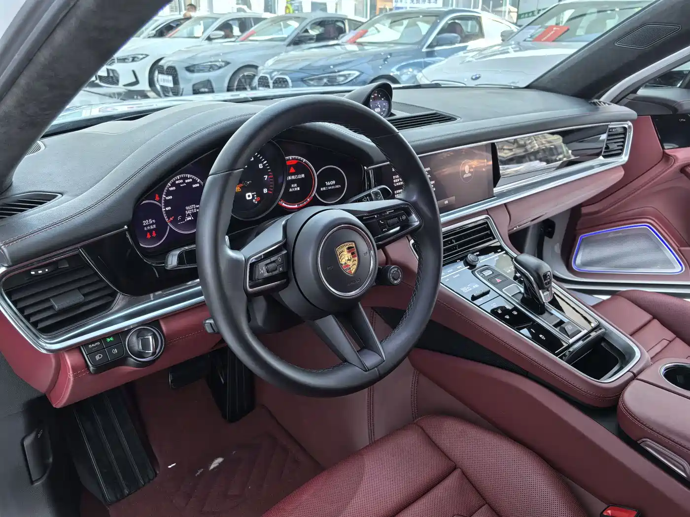 Фото 6 - Porsche Panamera