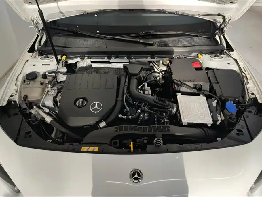 Mercedes-Benz A-Class 2022 Facelift III A 200 L Sport Sedan Fashion фото 10
