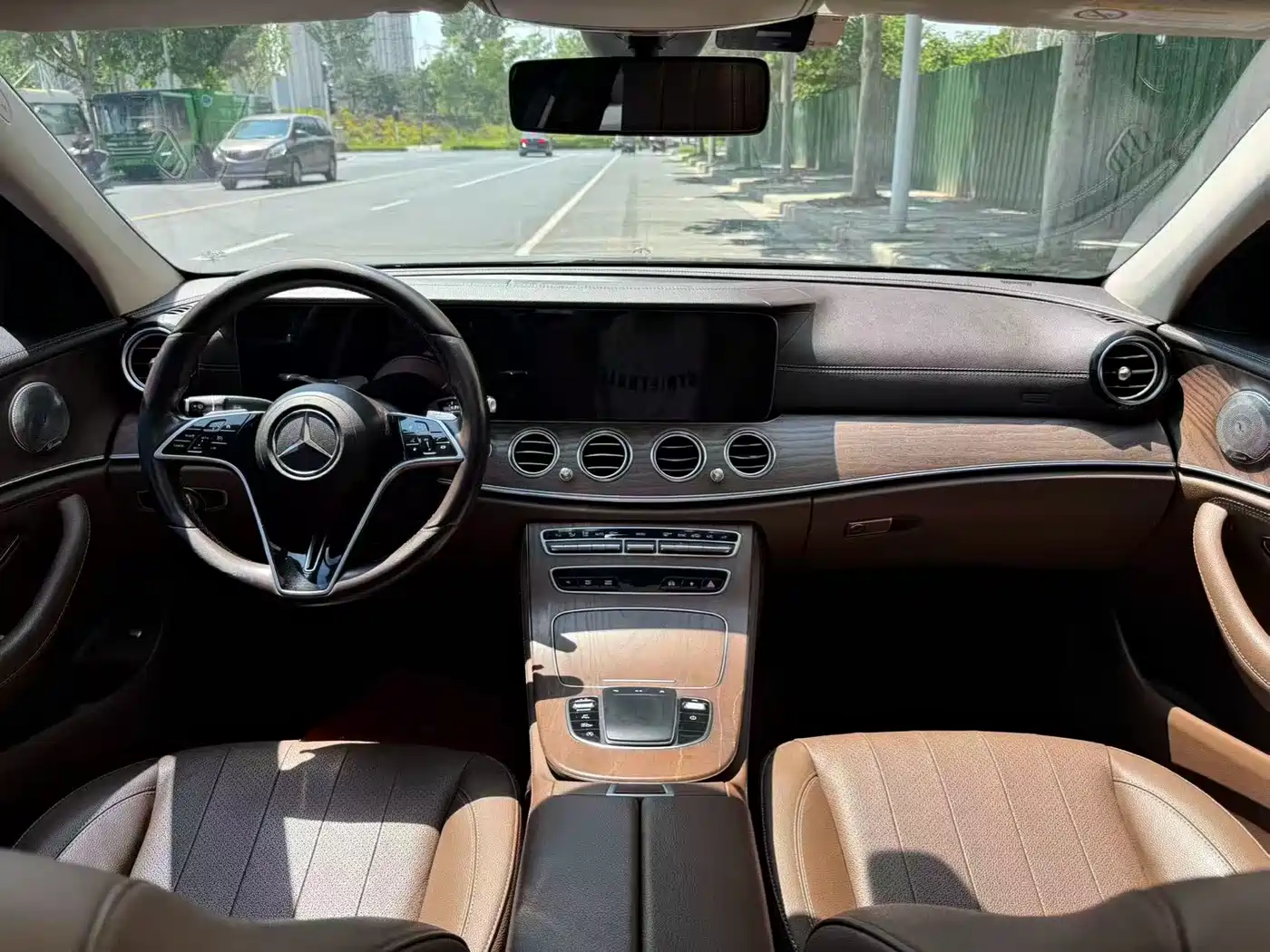Mercedes-Benz E-Class 2021 E 300 L Fashion фото 5