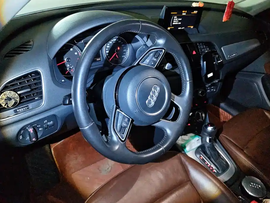 Audi Q3 (Import) 2013 2012 35 TFSI quattro Comfort