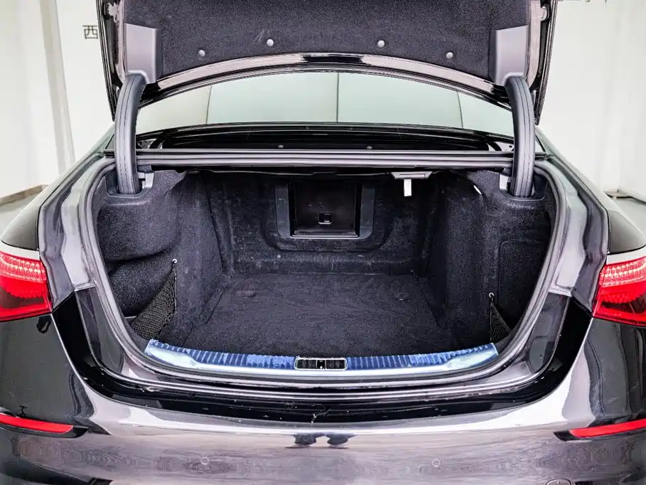 Mercedes-Benz S-Class, миниатюра 25