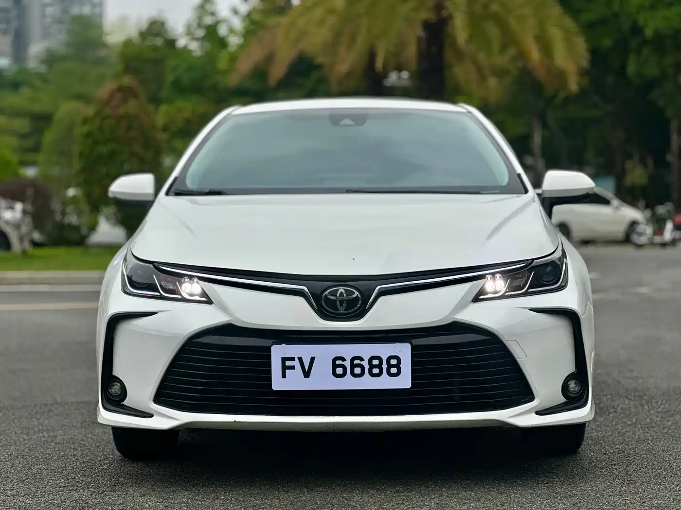 Toyota Corolla 2019 1.2T S-CVT GL Pioneer Edition фото 2