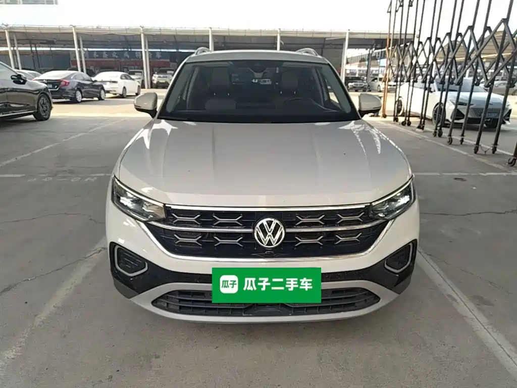 Фото 3 - Volkswagen Tayron