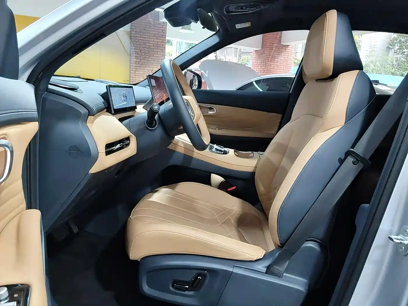 Photo 9 - Geely Galaxy Galaxy Starship 7 EM-i