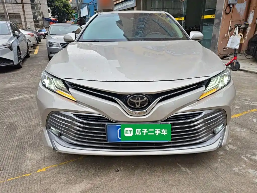 Toyota Camry 2019 Facelift 2.0G Luxury Edition фото 3