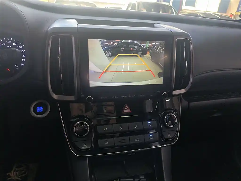 Hyundai Beijing Hyundai ix35 2019 2.0L Automatic 2WD Zhiyong·Enjoy China V фото 9