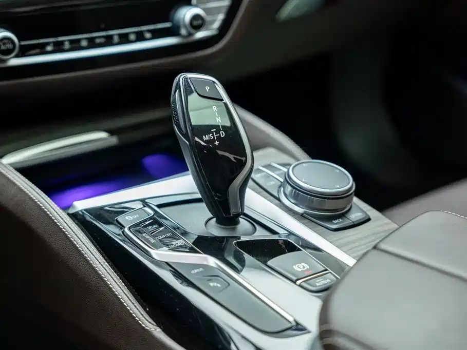 BMW 5 SERIES NEW ENERGY