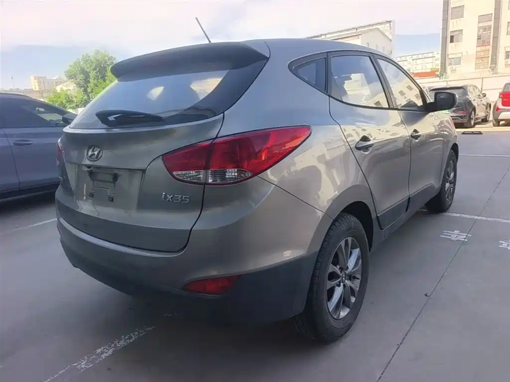 Hyundai Beijing Hyundai ix35 2013 2.0L Automatic 2WD Comfort GL China IV фото 7
