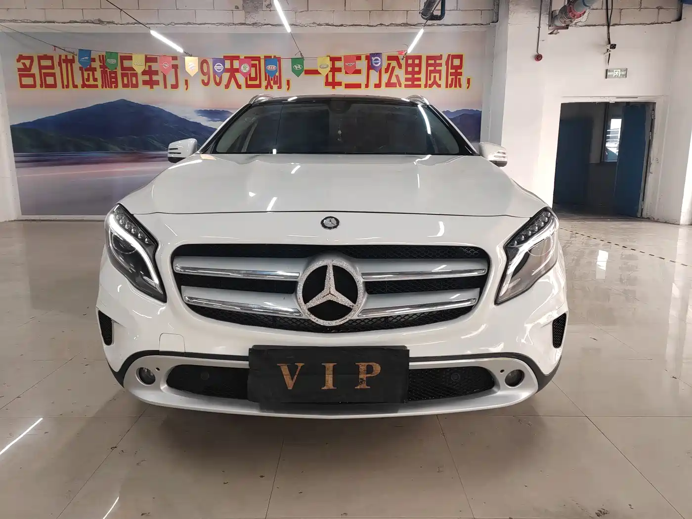Mercedes-Benz GLA 2016 GLA 200 Fashion фото 2