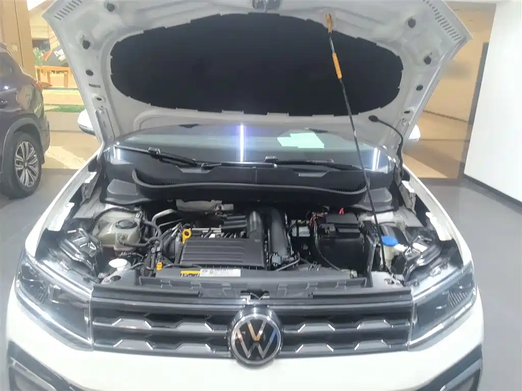 Volkswagen T-Cross 2019 280TSI DSG Luxury Edition фото 20