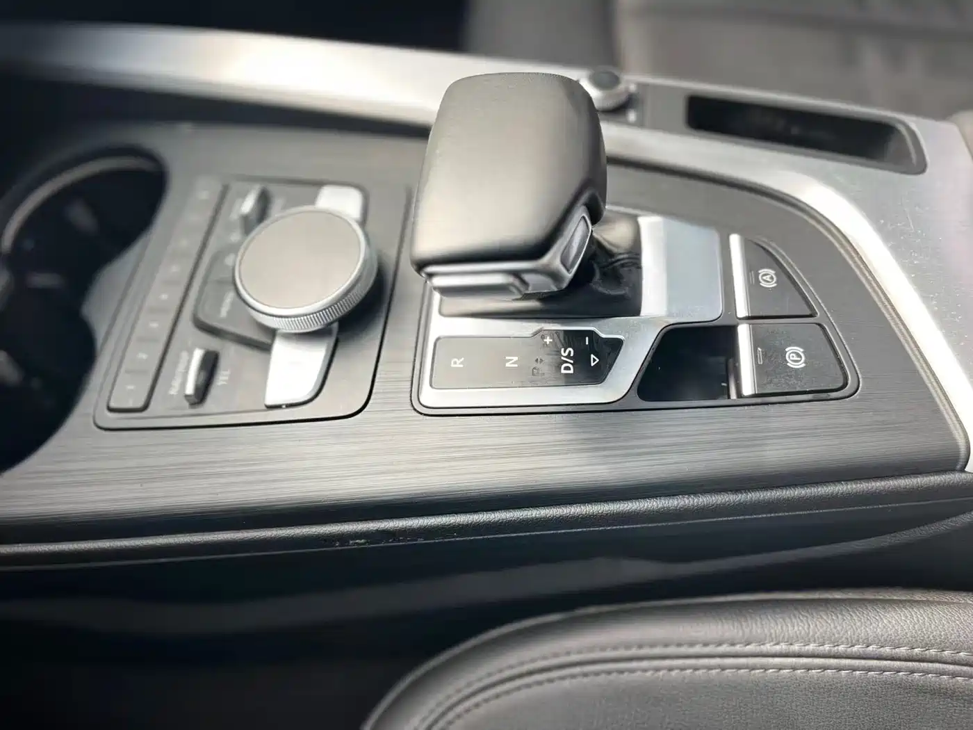Audi A4L 2019 40 TFSI Fashion (China V) фото 20