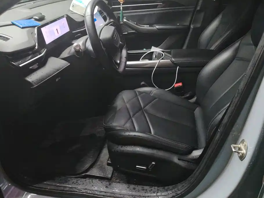 Geely Galaxy Galaxy L6 2024 2024 125km PLUS Soaring Dragon Edition
