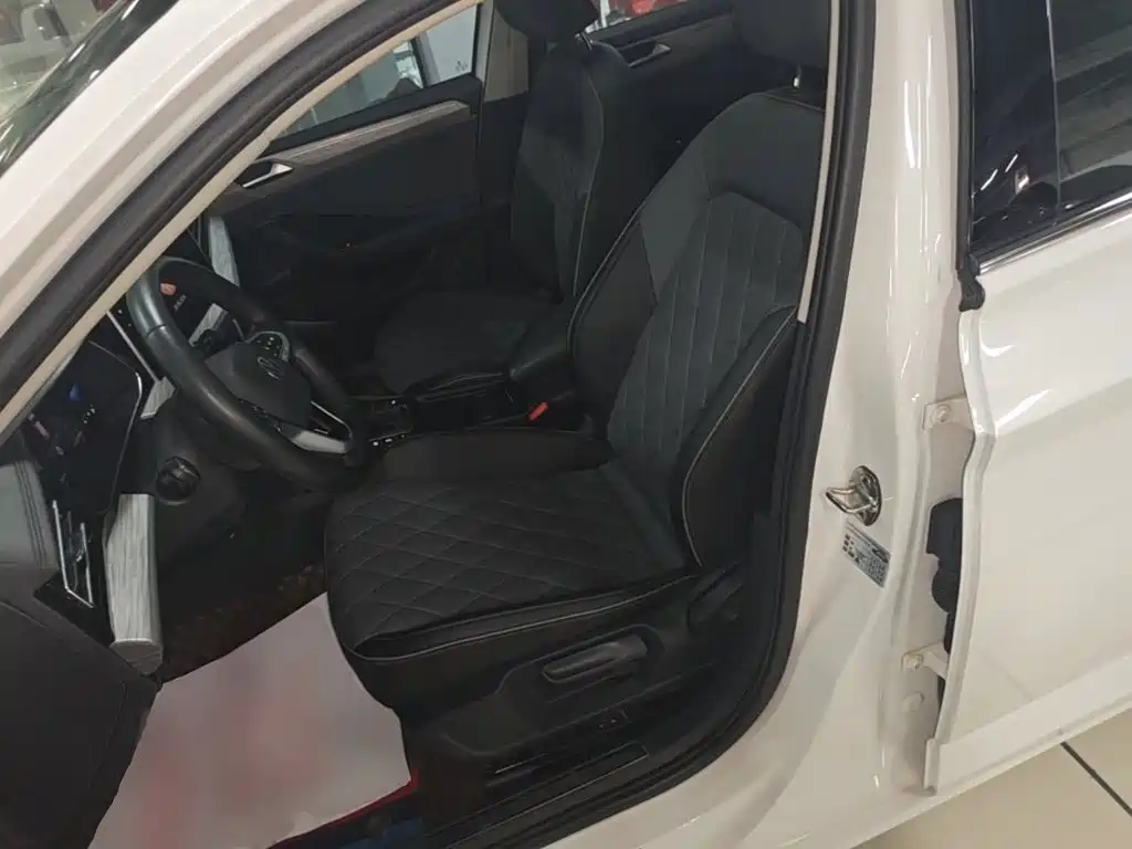 Volkswagen Sagitar, миниатюра 15